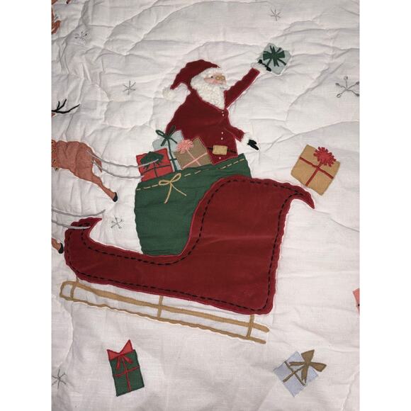 West Elm Christmas Eve Santa Delivery Baby Quilt - Picture 2 of 5